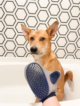 FOUR PAWS MC LOVE GLOVE MITT